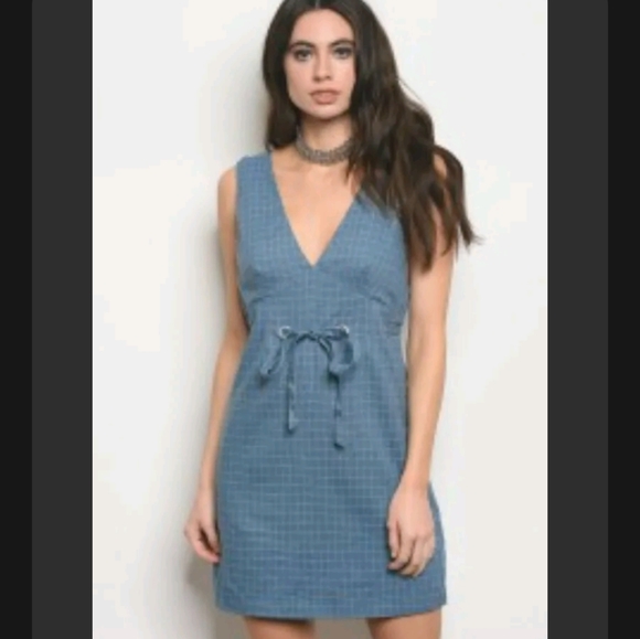 Mismatch Size Small Dress Bundle - Picture 3 of 9